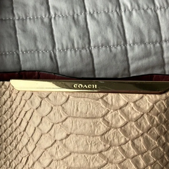 Coach tote - Picture 4 of 8